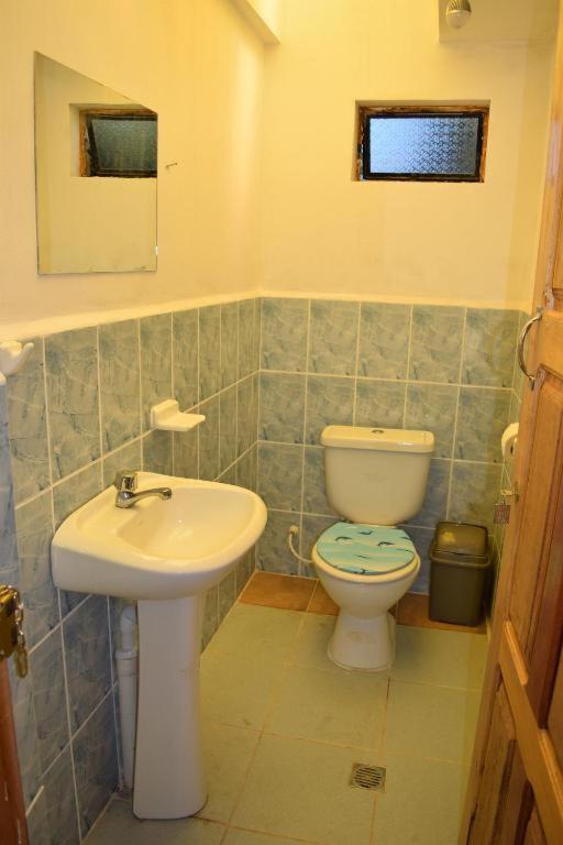 Hostal Luna Del Titikaka En Isla De La Luna Bolivia Hotel Luaran gambar