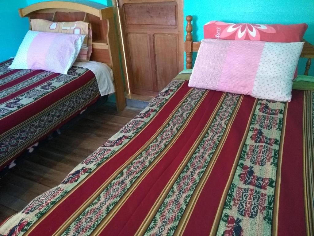 Hostal Luna Del Titikaka En Isla De La Luna Bolivia Hotel Luaran gambar